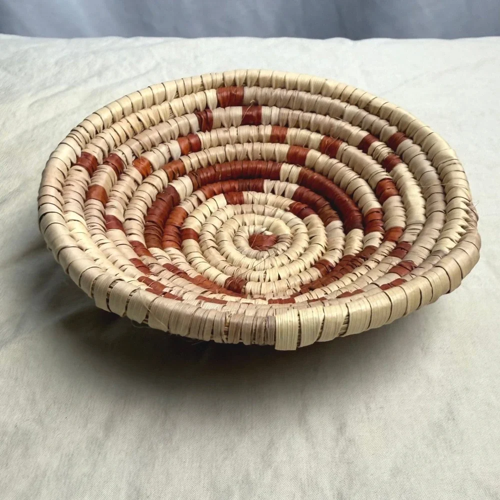 Mini Tohono Oodham Pima Style Coiled Basket Star Design Natural Rust Tiny Gift